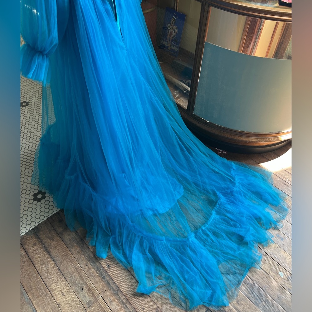 Elegant Blue Off or On Shoulder Maternity Dress - Picture 4 of 11